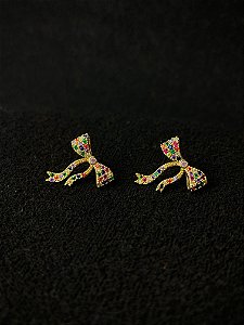 Brinco Laço Cravejado