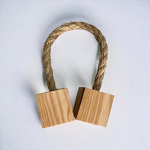 Roi Roi com gostinho de maçã, enriquecimento ambiental, brinquedo para coelhos e roedores.