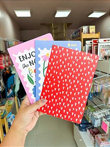 Caderno Sem Pauta Flores e Corações | A5