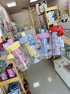 Copo Acrílico c/ Infusor e Chaveiro 500ml