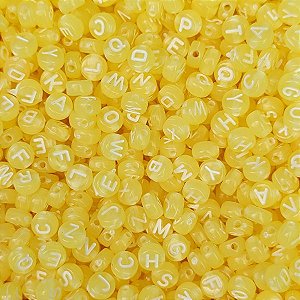 Miçangas Brasil Copa Kit 600 Letras Amarelo e Branco p/ Criar Pulseiras e Bijuterias Torcida Diy