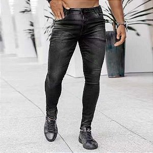 Calça Jeans Super Skinny Masculina