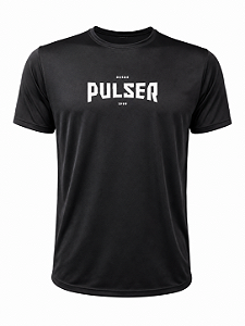 CAMISETA ESPORTIVA PULSER DESDE 1999 PRETA | LONG LINE