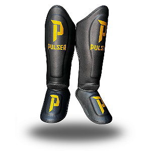CANELEIRA DE MUAY THAI E KICKBOXING PRETA "P" DOURADO | 30 MM PU