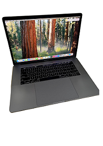 Apple Macbook Pro (A1990) 15,4" Polegadas Intel Core i7 (6-Core) 16 GB