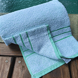 Toalha de Piscina para Hotel 70x135cm Roma 440g/m² Verde TEKA Profiline