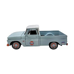 Motormax 1:24 1966 Chevy C-10 Fleetside Gulf Pickup, cor azul