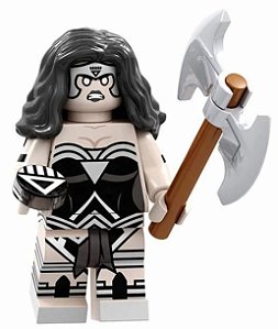 Boneco Bloco de Montar Mulher-Maravilha Lanterna Negra