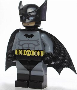 Boneco Bloco de Montar Batman Golden Age DC