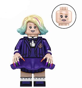 Boneco Bloco de Montar Enid Sinclair Wednesday Addams