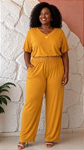 Conjunto Blusa Decote V e Calça Feminina