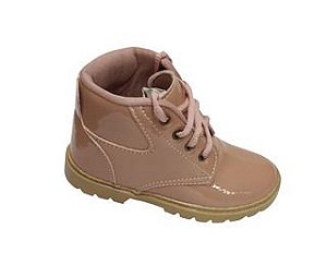 BOTA COTURNO GIBIZINHO VERNIZ NUDE