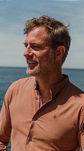 CAMISA MANGA LONGA GOLA PADRE ROCINHA MARRON