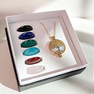 Colar Arvore da vida dourado com 7 pedras