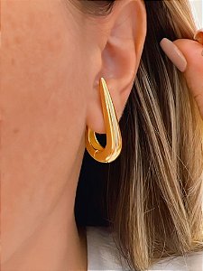 Brinco Gota folheado a ouro 18k com Fecho de Click