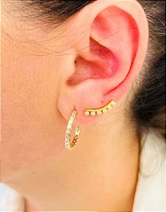 Brinco Palito Ear Cuff com Pedrinhas de Zircônias Folheado a Ouro 18k