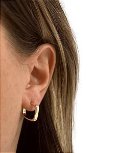Brinco Argola Quadrada Lisa Folheada a Ouro 18K