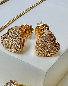 Brinco Coração Cravejado de Zircônia Folheado a Ouro 18k