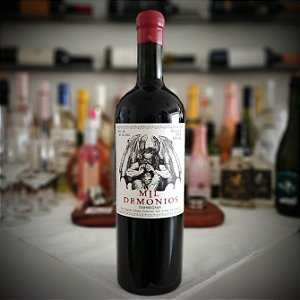 Mil Demônios Assemblage