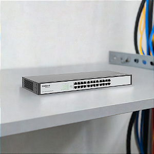 Switch 24 Portas Intelbras Sg 2400 Qr+ Gigabit Ethernet - 4760022