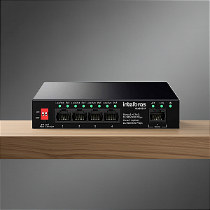 Switch Intelbras 5 Portas Gigabit Sendo 4 Portas Poe S1105G-P - 4760130