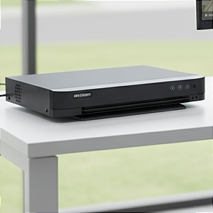 Dvr Hikvision Ids7208Hqhi-M1/E(Std)(E) 300229720