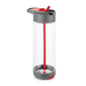Squeeze em tritan™ com tampa em PP 750 mL