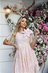 VESTIDO EM RICHILIEU