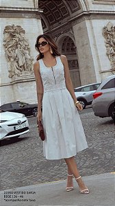 Vestido em Sarja Bege