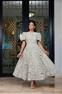 Vestido em Renda Richilieu – Pré-Venda Coleção Realeza