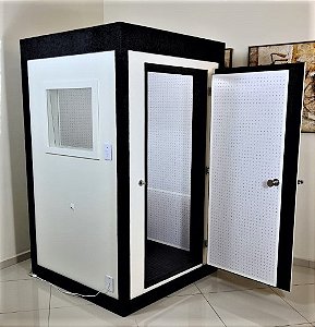 Cabine acústica para tradução simultânea 1,90 X 1,90 X 2,00 (L x C