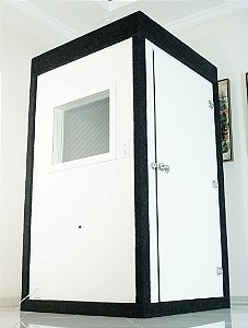Cabine Estúdio Tradicional - 1,00 X 1,00 X 1,80  Medida Externa: (C X L X A)