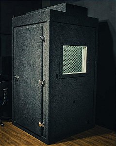 Cabine Estúdio Premium Carpet II - 1,40 x 1,40 x 2,00 Medida Externa: (C X L X A)