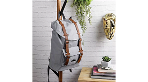 Mochila Aventureiro Cinza com Tiras de Couro Sintético – Submarino