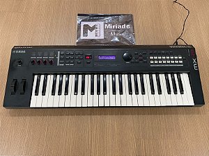 Taclado Yamaha MX 49 - Produto Seminovo