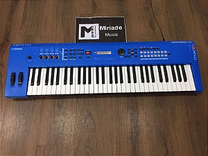 Teclado sintetizador Yamaha Mx 61 Azul - Produto Seminovo