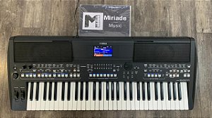 Teclado Arranjador Yamaha PSR SX 600 - Produto Seminovo