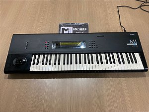 Teclado Workstation Korg M1 - Produto Vintage