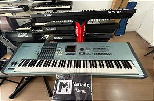 Teclado Workstation Yamaha Motif XS 8 - Produto Usado