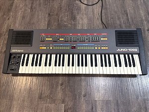 Sintetizador Analôgico Polifonico Roland Juno 106S - Produto Usado
