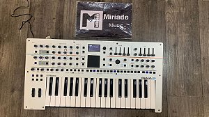 Teclado Sintetizador Roland Gaia 2 - Produto Seminovo