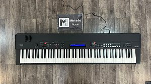 Teclado Stage Yamaha CP40 Stage - Produto Seminovo