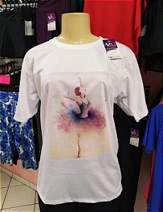 T-shirt bailarina modelo meia manga