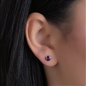 Brinco com Tarraxa Ponto de Luz Zircônia Lilás 6mm em Ouro 18k