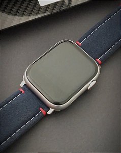 Alvelo LineW - Red | Alcantara®