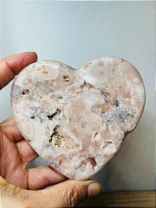 Coração em ametista rosa com drusinhas