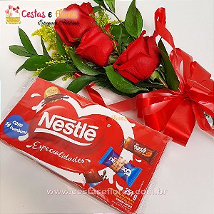 Arranjo com 03 Rosas Nacionais Vermelhas + Chocolates