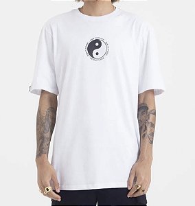 Camiseta Regular Baw Yin Yang