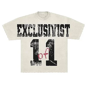 Camiseta Exclusiviist 1of1 Streets University Community College Tee Off White