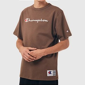 Camiseta Champion Logo Embroidery Script Chocolate Mousse